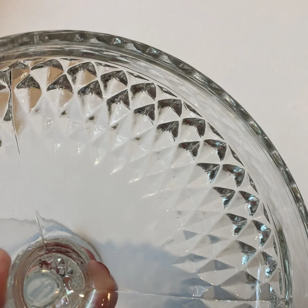 Vintage Diamond Cut Clear Pedestal Candy Dish Indiana Glass Co - Picture 7 of 14